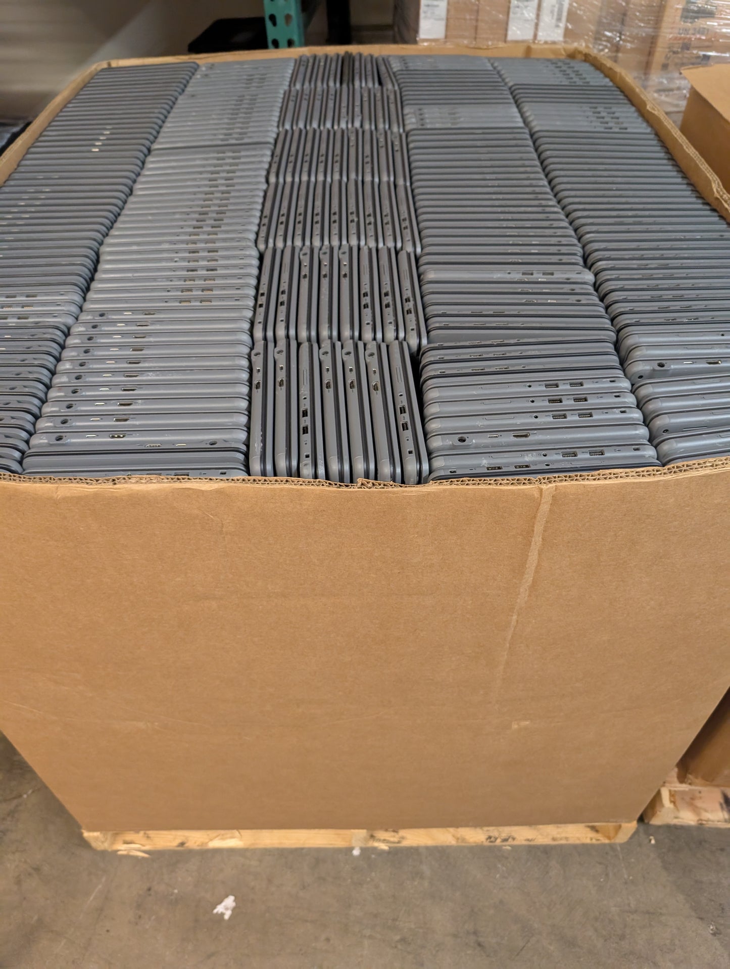 Bulk Lot: 375 Dell Latitude 3190 (Non‑Touch) | 11.6" | 4GB RAM | 64GB eMMC | Grade A Refurbished | $50/Unit